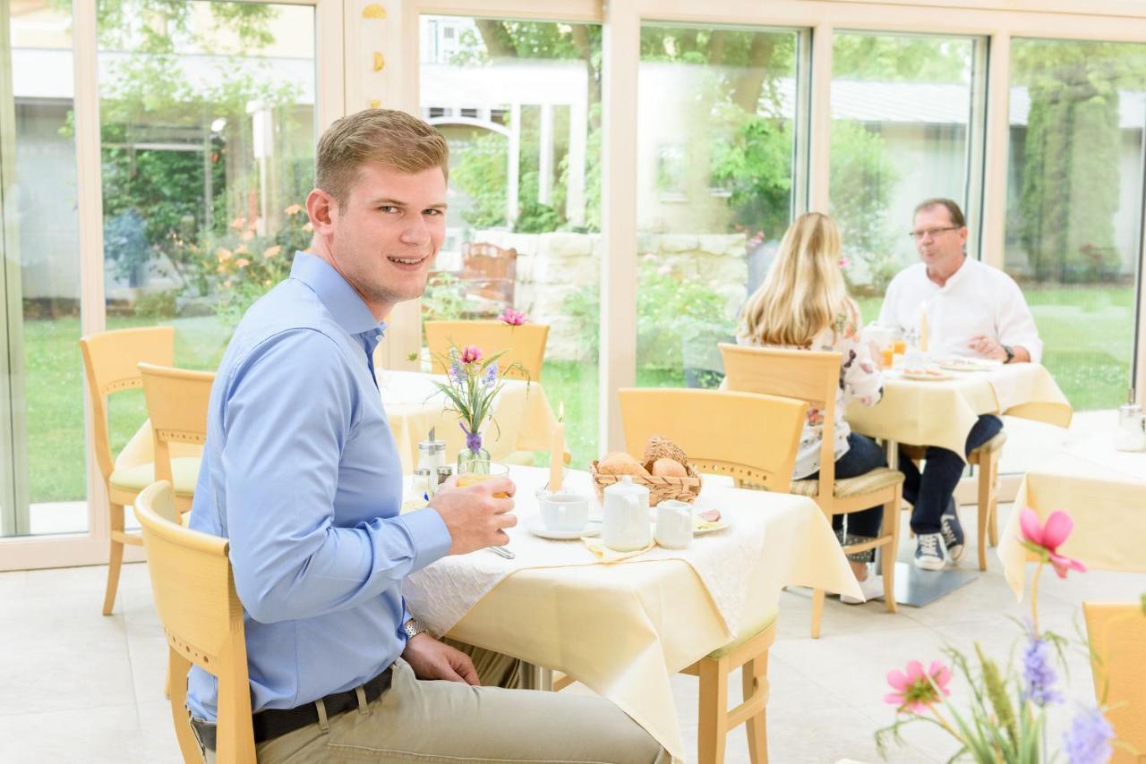 Appartment Hotel Victoria Bad Füssing Exteriör bild